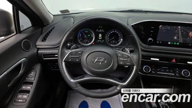 Hyundai Sonata 2022 — фото 16