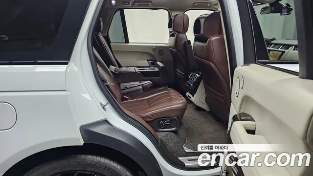 Land Rover Range Rover 2015 — фото 12