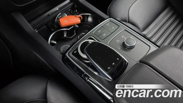 Mercedes-Benz GLE-Class 2018 — фото 9
