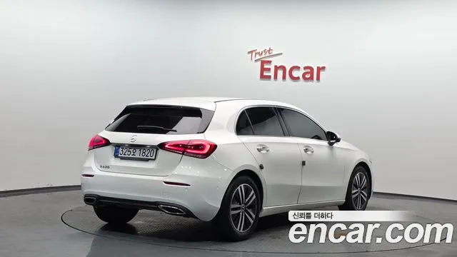 Mercedes-Benz A-Class 2023 — фото 1