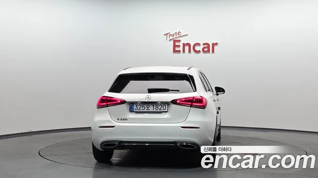 Mercedes-Benz A-Class 2023 — фото 3
