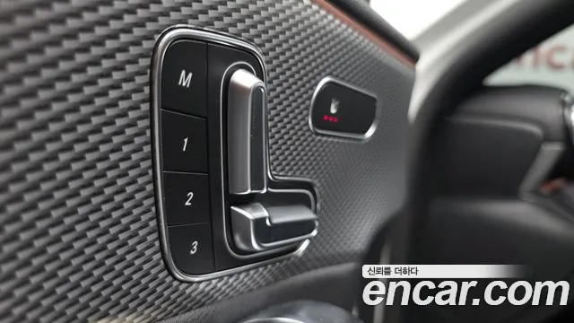 Mercedes-Benz A-Class 2023 — фото 16