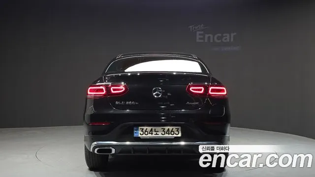 Mercedes-Benz GLC-Class 2023 — фото 4