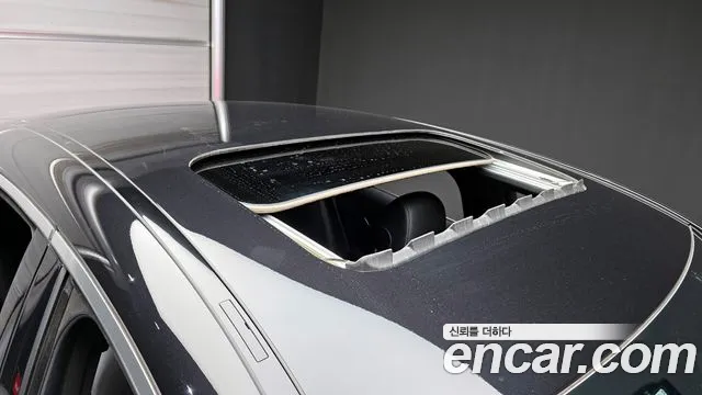 Mercedes-Benz GLC-Class 2023 — фото 19
