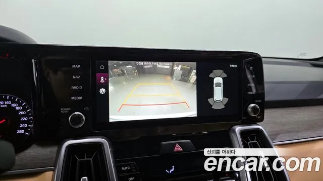 Kia Sorento 2021 — фото 17