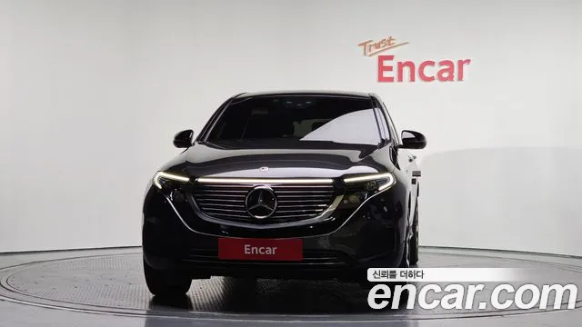 Mercedes-Benz EQC 2020 — фото 3