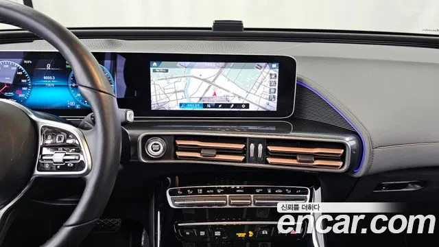 Mercedes-Benz EQC 2020 — фото 14