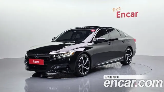 Honda Accord 2018 — фото 1