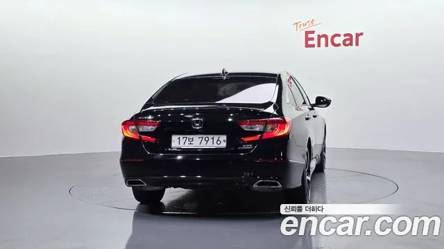 Honda Accord 2018 — фото 4