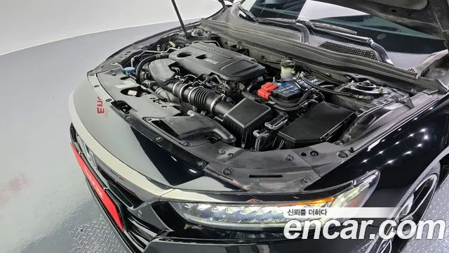 Honda Accord 2018 — фото 6