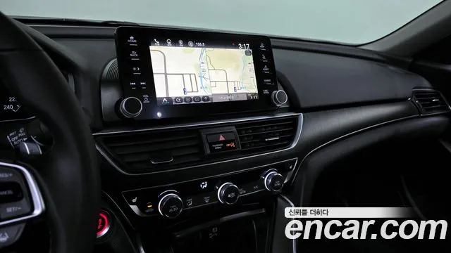 Honda Accord 2018 — фото 14
