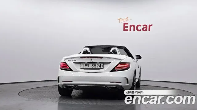 Mercedes-Benz SLC-Class 2017 — фото 4