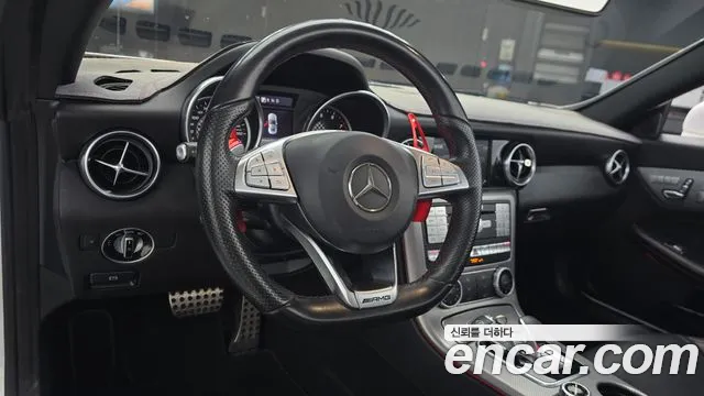 Mercedes-Benz SLC-Class 2017 — фото 13