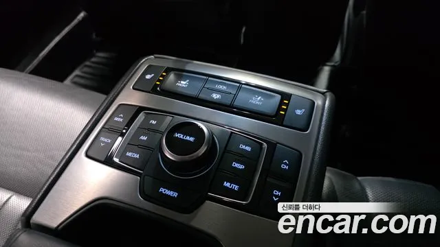 Hyundai Genesis 2015 — фото 19