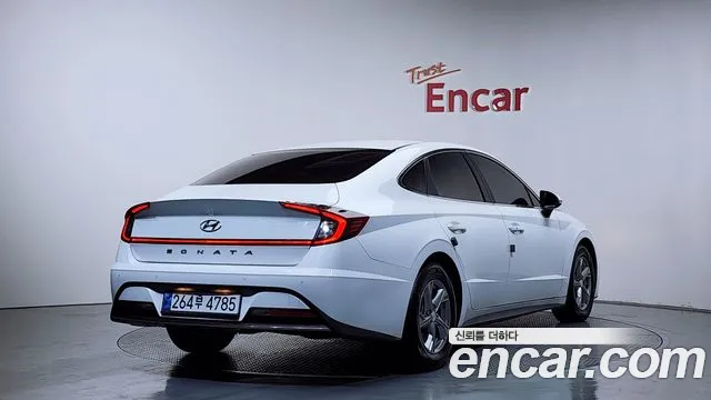 Hyundai Sonata 2022 — фото 2