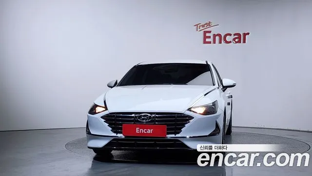 Hyundai Sonata 2022 — фото 3