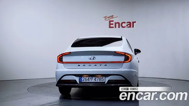 Hyundai Sonata 2022 — фото 4