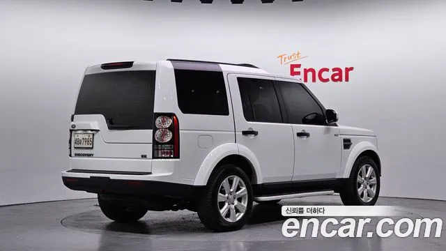 Land Rover Discovery 2016 — фото 2
