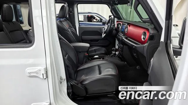 Jeep Wrangler 2021 — фото 11