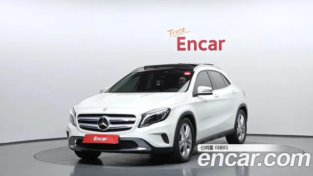 Mercedes-Benz GLA-Class 2015 — фото 1