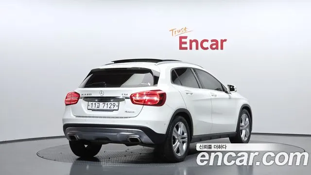 Mercedes-Benz GLA-Class 2015 — фото 2