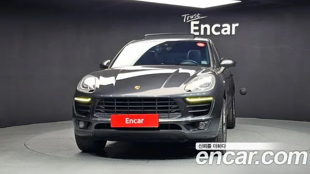 Porsche Macan 2017 — фото 3