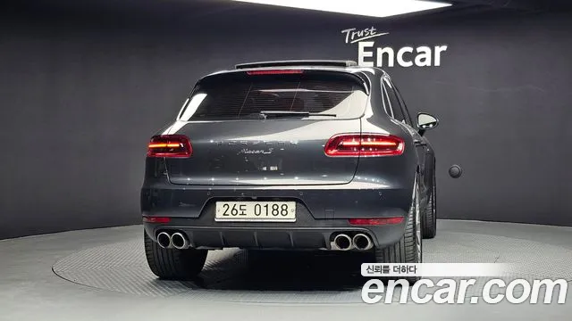 Porsche Macan 2017 — фото 4