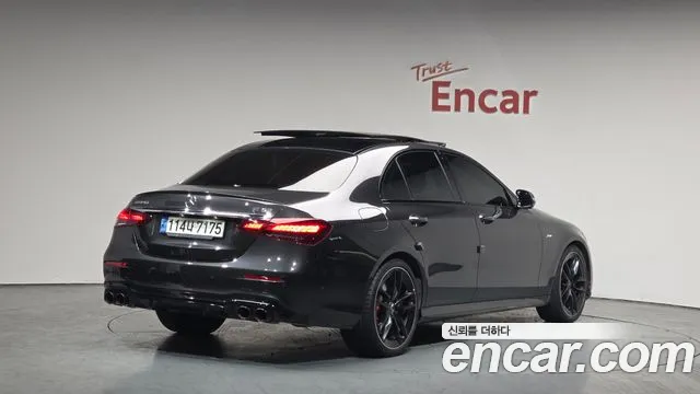 Mercedes-Benz E-Class 2023 — фото 1