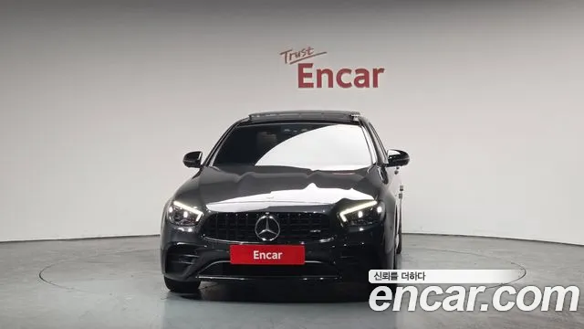 Mercedes-Benz E-Class 2023 — фото 2