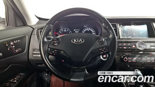 Kia K9 2016 — фото 13