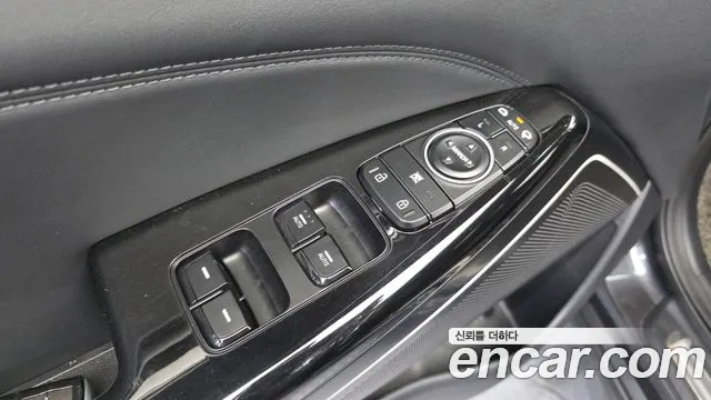 Kia K7 2016 — фото 12