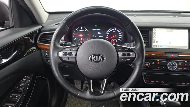 Kia K7 2016 — фото 14