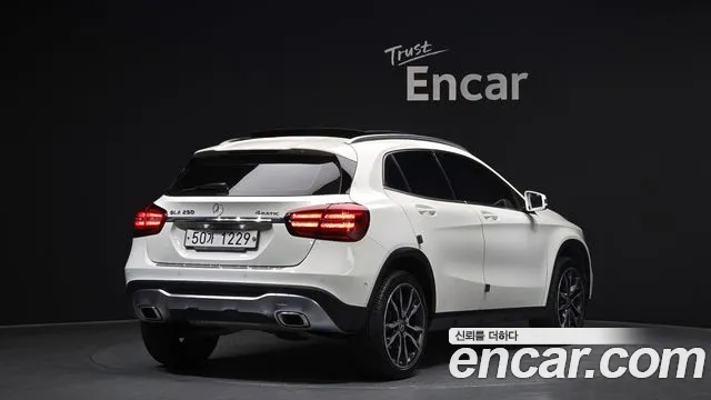 Mercedes-Benz GLA-Class 2018 — фото 2