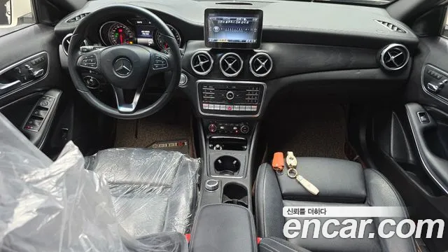 Mercedes-Benz GLA-Class 2018 — фото 7