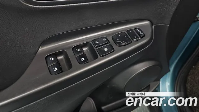 Hyundai Kona 2018 — фото 18