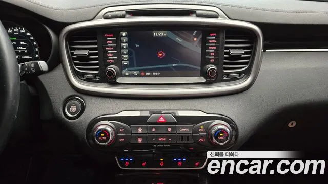 Kia Sorento 2015 — фото 16