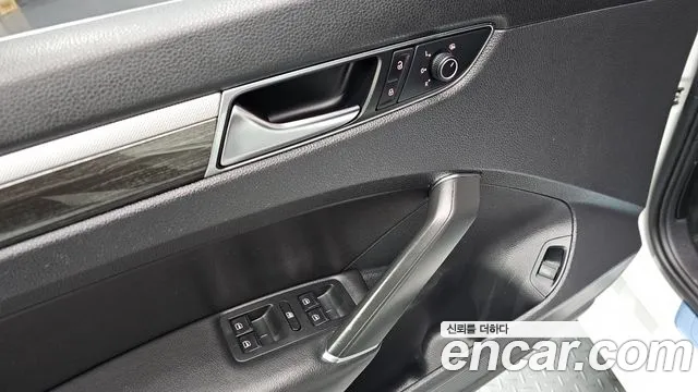 Volkswagen Passat 2018 — фото 12