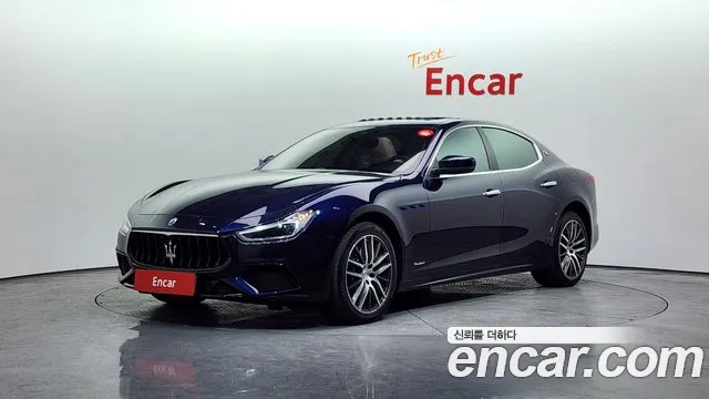 Maserati Ghibli 2021 — фото 1