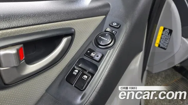 Hyundai Starex 2019 — фото 13