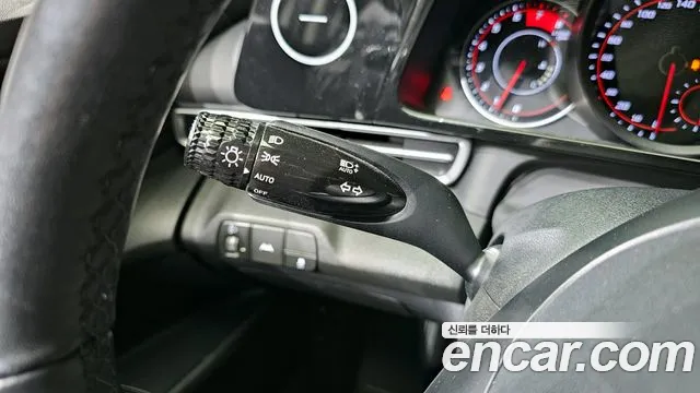 Hyundai AVANTE 2021 — фото 16
