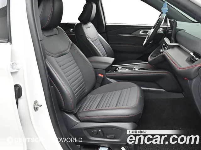 Ford Explorer 2025 — фото 11