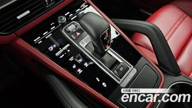 Porsche Cayenne 2021 — фото 9
