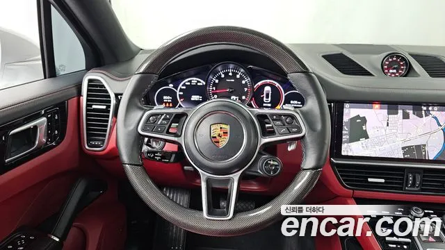 Porsche Cayenne 2021 — фото 13