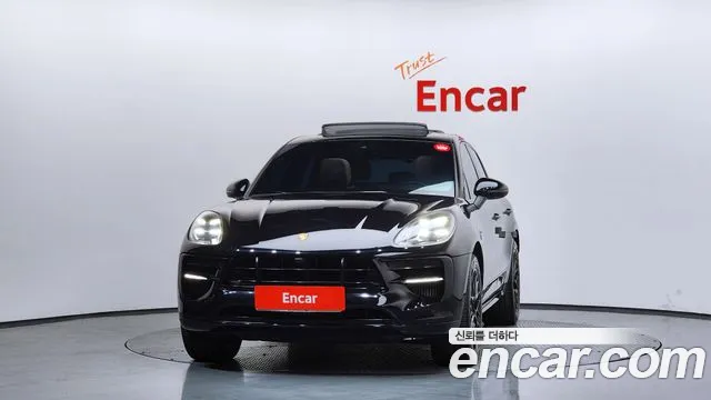 Porsche Macan 2021 — фото 3