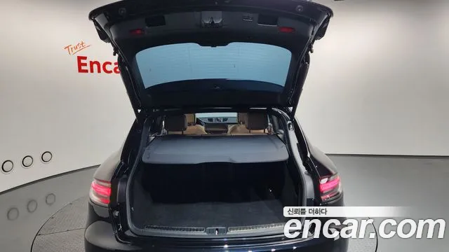 Porsche Macan 2021 — фото 20