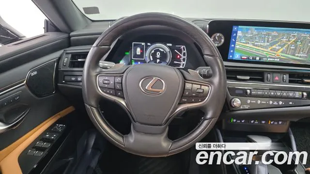 Lexus ES 2025 — фото 12