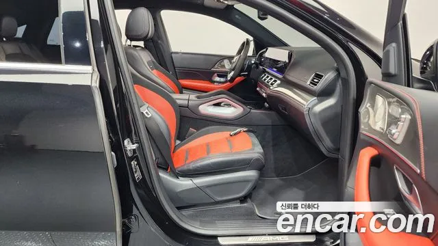 Mercedes-Benz GLE-Class 2023 — фото 11