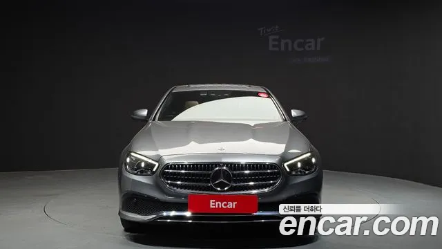 Mercedes-Benz E-Class 2021 — фото 3