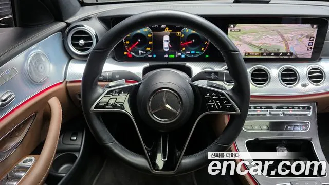 Mercedes-Benz E-Class 2021 — фото 13