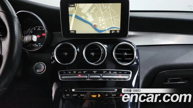 Mercedes-Benz GLC-Class 2019 — фото 11